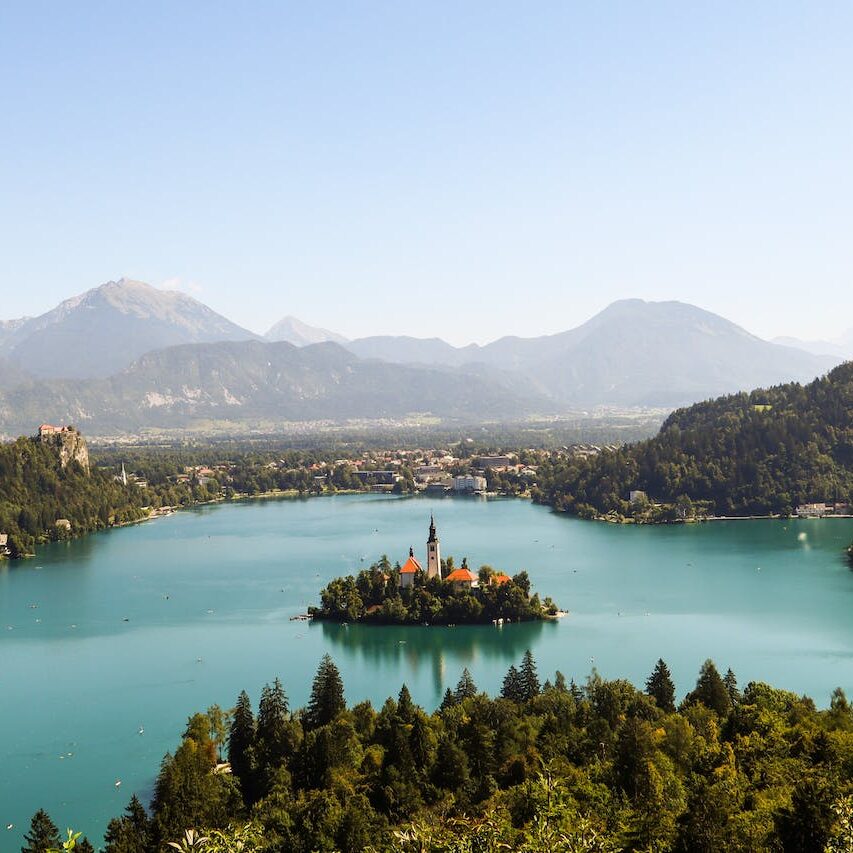 Tåget till Balkan - Bledsjön i Slovenien